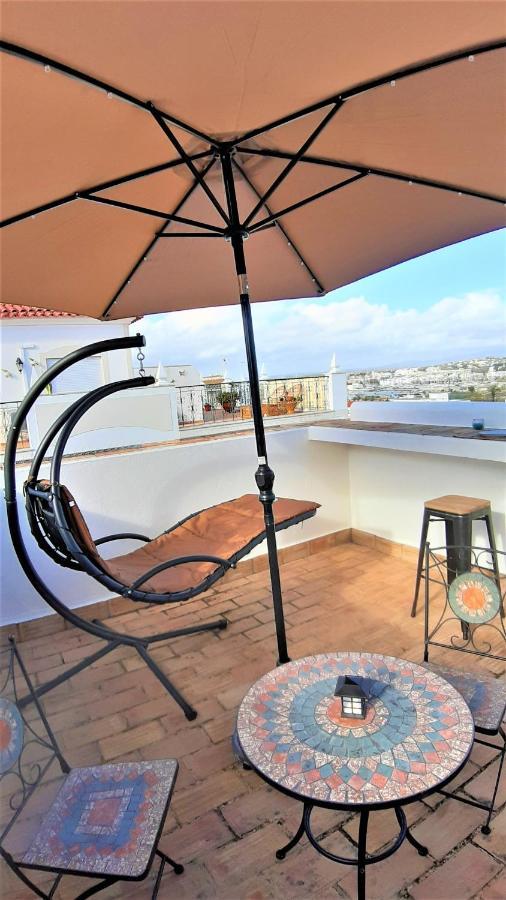 City Walls Rooftop Terrace Duplex @ Citycenter & Beach Lagos Exterior photo